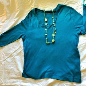 Three dots  T